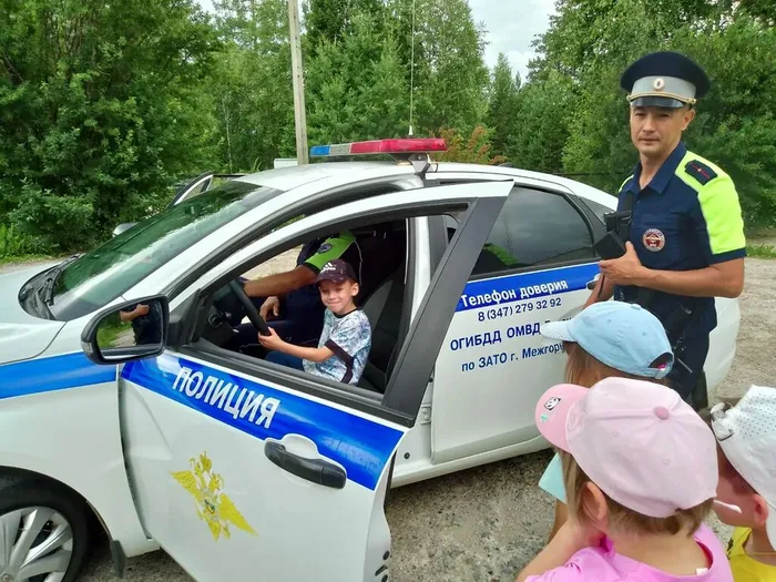 2001